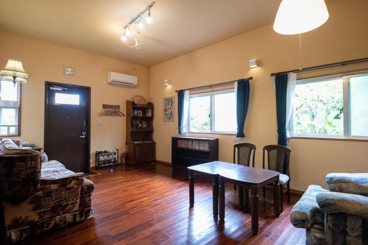 Ferienwohnung コテージなかどまり Onna Exterior foto